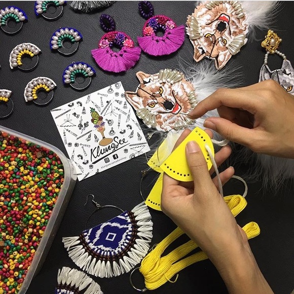Handcrafted Wood Fringe Earrings with pom pom - Picture 4 of 4